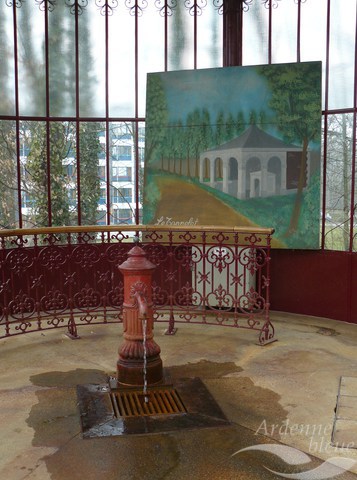 EAU - fontaine - Tonnelet